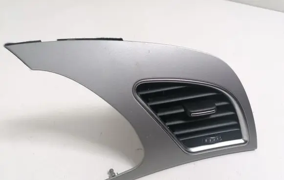 Audi A5 8T 8F Dashboard side air vent grill/cover trim 8T2820902C