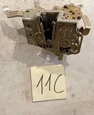Mercedes-Benz E W210 Rear door lock 2027300635