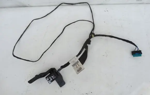 Mercedes-Benz ML W166 EUR ISO radio connector A1664406909