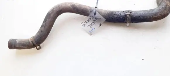 Volkswagen Golf III Engine coolant pipe/hose