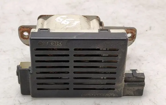 Honda Legend III KA9 Aerial antenna amplifier 39166SZ3G010