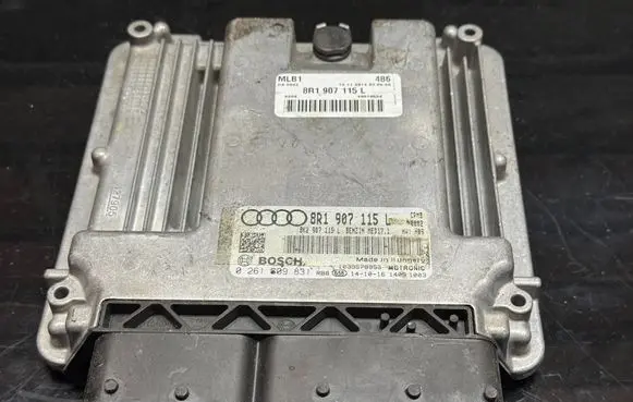 Audi Q5 SQ5 Engine control unit/module 8R1907115L 0261009831 8K2907115L