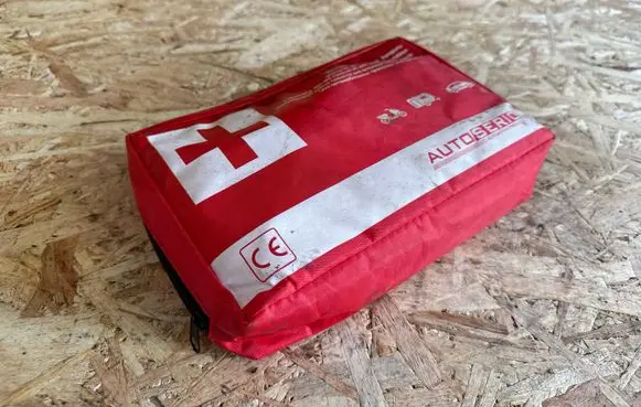 Ford Focus First aid kit 