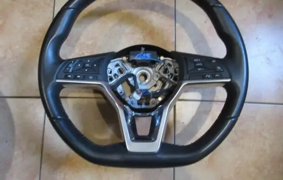 Nissan Qashqai Steering wheel