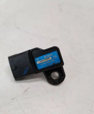Opel Zafira B Air pressure sensor 0281002437 0503083CR1