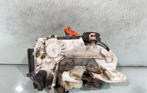 Dodge Caliber Front door lock P04589409aec