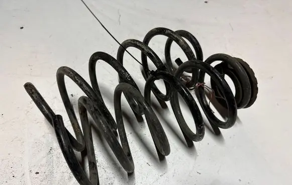 Opel Corsa E Rear coil spring