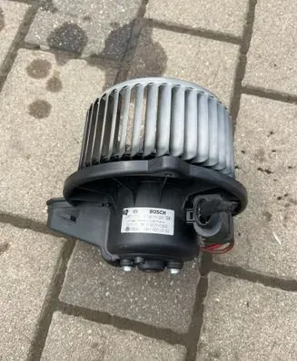 Audi A6 S6 C5 4B Heater fan/blower 0130111202 MF0160700362 4B1820021B