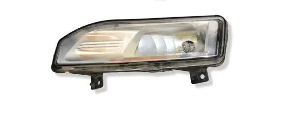 Nissan Leaf II (ZE1) Front fog light 261508995A 90078635 13119159
