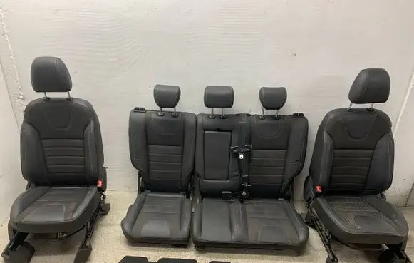 Ford Kuga II Seat set 