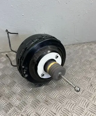 Opel Astra J Brake booster 13338058