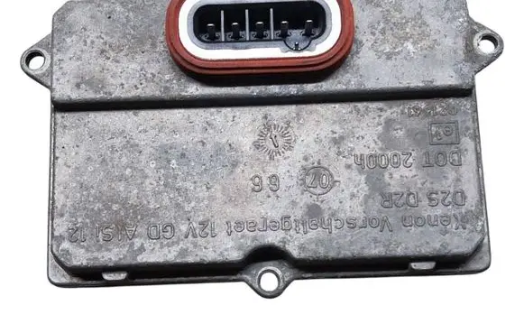 Audi A6 S6 C6 4F Headlight ballast module Xenon 5DV00829000