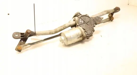 Front wiper linkage and motor