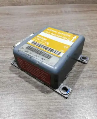 Audi A4 S4 B5 8D Airbag control unit/module 8a0959655c 0285001038