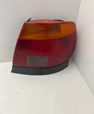 Volkswagen PASSAT B6 Rear/tail lights 150196