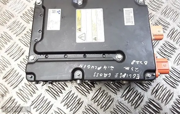 Mitsubishi Eclipse Cross Voltage converter inverter 9461a092