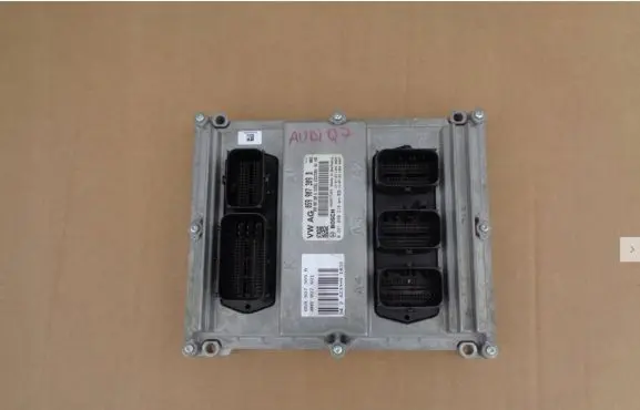 Audi Q7 4M Engine control unit/module 4M0907401