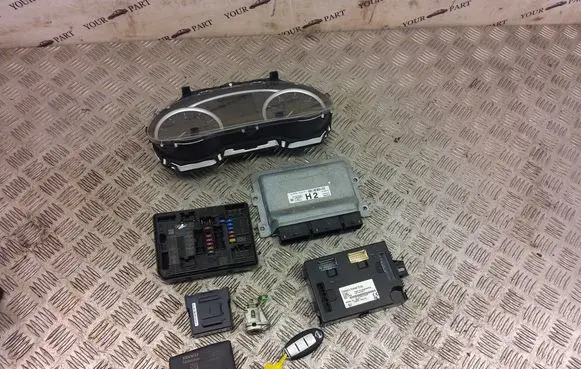 Nissan Micra K14 Engine ECU kit and lock set 237105FP01