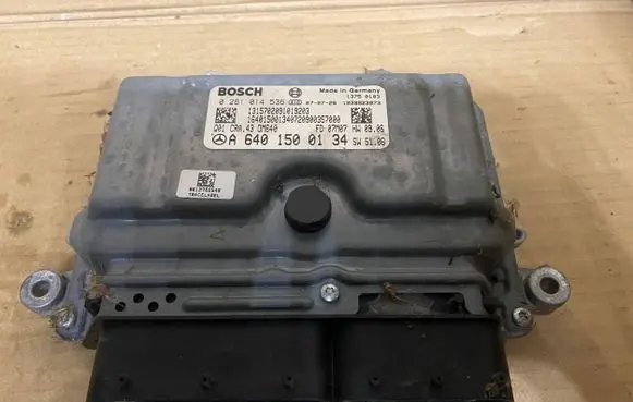 Mercedes-Benz B W245 Engine control unit/module A6401500134 0281014536