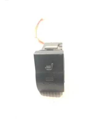 Mazda BT-50 Seat heating switch UR7966420