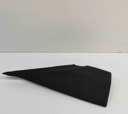 Maserati Ghibli (C) pillar trim 6700174030