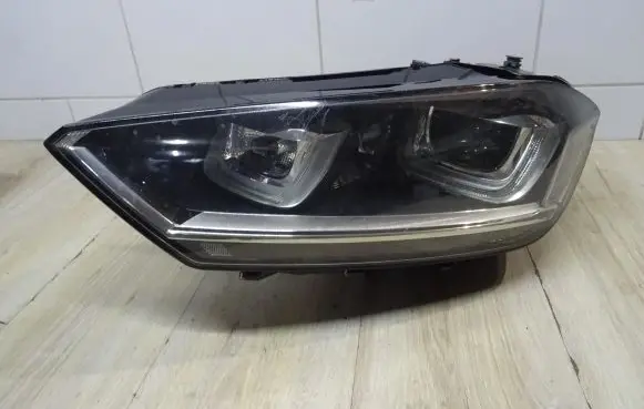 Volkswagen Golf Sportsvan Headlight/headlamp 517941751A