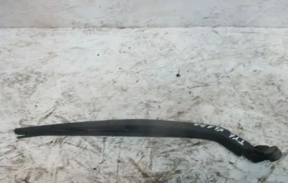 Toyota Avensis Verso Front wiper blade arm