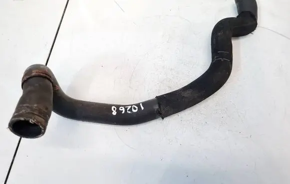 Engine coolant pipe/hose
