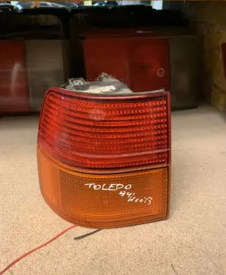 Seat Toledo I (1L) Rear/tail lights 1L0945096