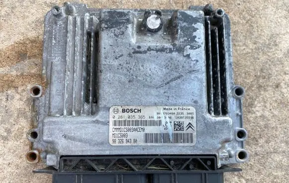 Peugeot Partner III Engine control unit/module 9832694380 0281035365 1039T35516