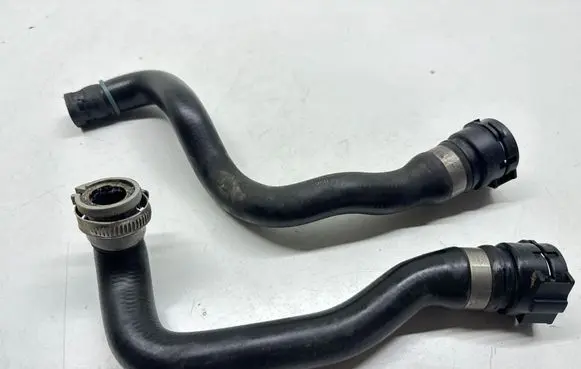 BMW 3 E46 Heater radiator pipe/hose 8377782