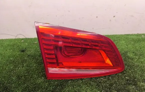 Volkswagen PASSAT B7 Rear/tail lights 3AF945308B 3062 28B010747