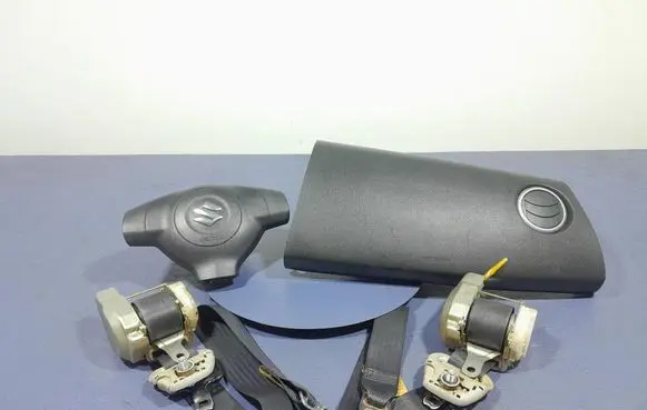 Suzuki Swift I Airbag set 7392062J00
