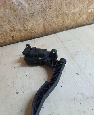 Audi A6 S6 C6 4F Accelerator throttle pedal 4F1723523B 6PV00898406