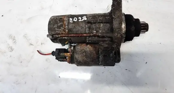 Volkswagen Golf V Starter motor 