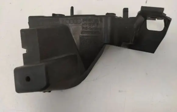 Audi Q5 SQ5 Front bumper mounting bracket 8R0807284C