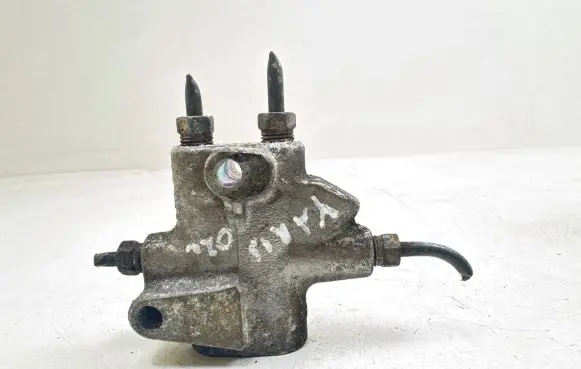 Toyota Yaris Brake power pressure regulator 