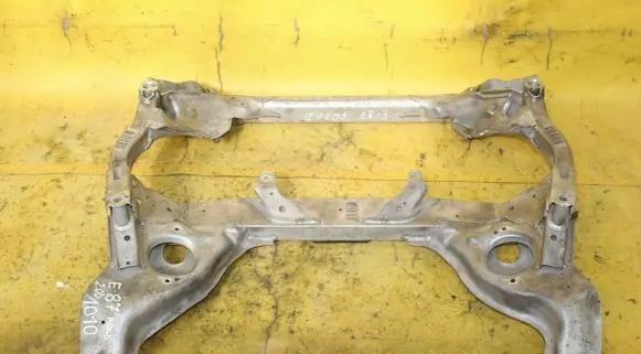 BMW 1 E81 E87 Front axle beam N47D20C