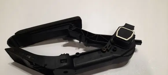 Mercedes-Benz CLS C219 Accelerator throttle pedal A2113000504