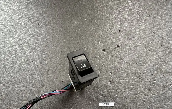 Nissan Patrol Y60 Fog light switch 2537005J00