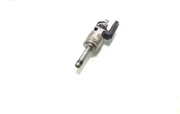 Volvo V40 Fuel injector 31432774