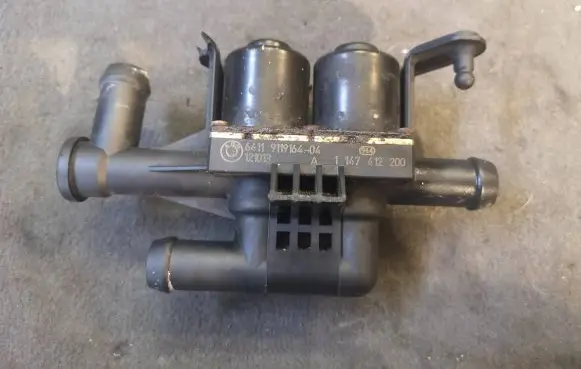 BMW 7 F01 F02 F03 F04 Coolant heater control valve 1147412200 9119166