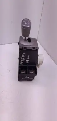 Toyota Prius (XW20) Gear selector 