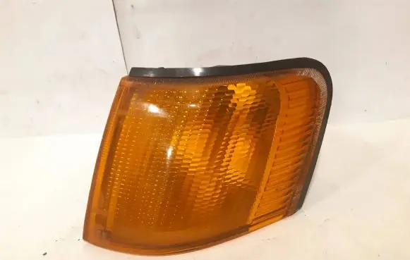 Ford Scorpio Front indicator light 85GG13369AA