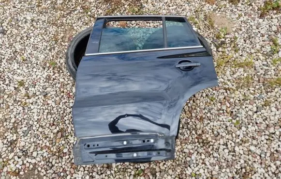 Volkswagen Tiguan Rear door LC9X