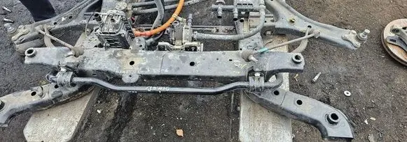 Hyundai Ioniq 5 Front axle beam brak