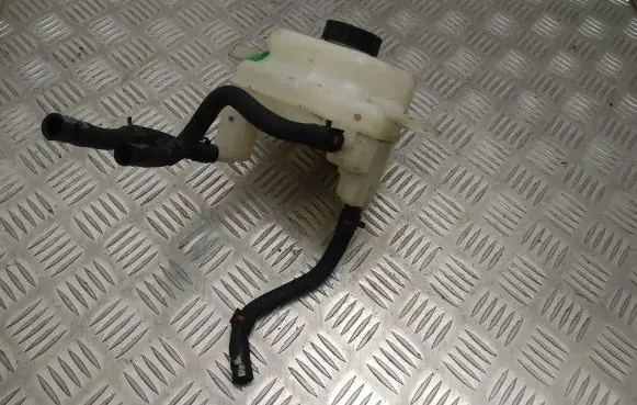 Brake fluid reservoir