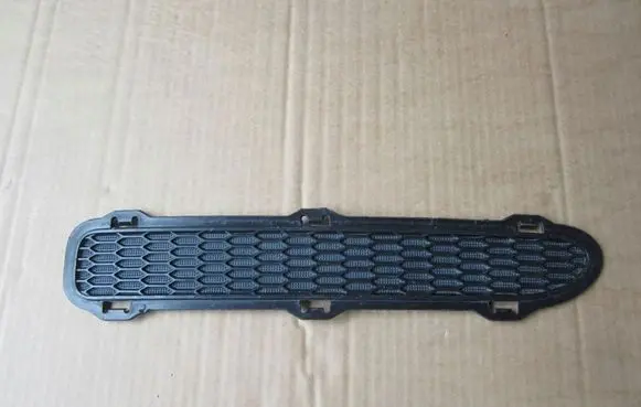 Mini One - Cooper Cabrio R52 Front bumper lower grill 51127068398