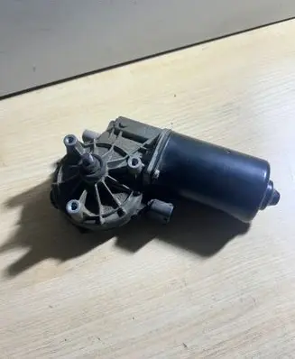 BMW 5 E39 Wiper motor 404202 8360603 4231C