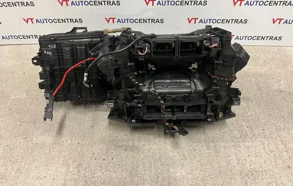 BMW 5 F10 F11 Interior heater climate box assembly 9290823